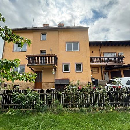 Penzion U Dusku Karlovy Vary Bagian luar foto