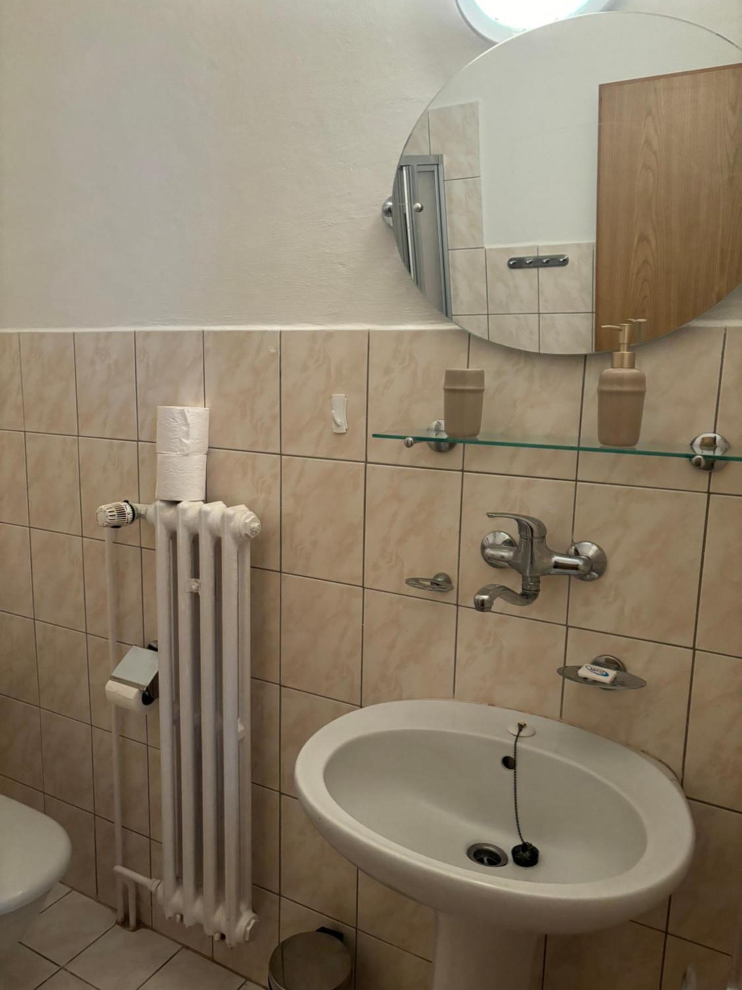 Penzion U Dusku Karlovy Vary Bagian luar foto