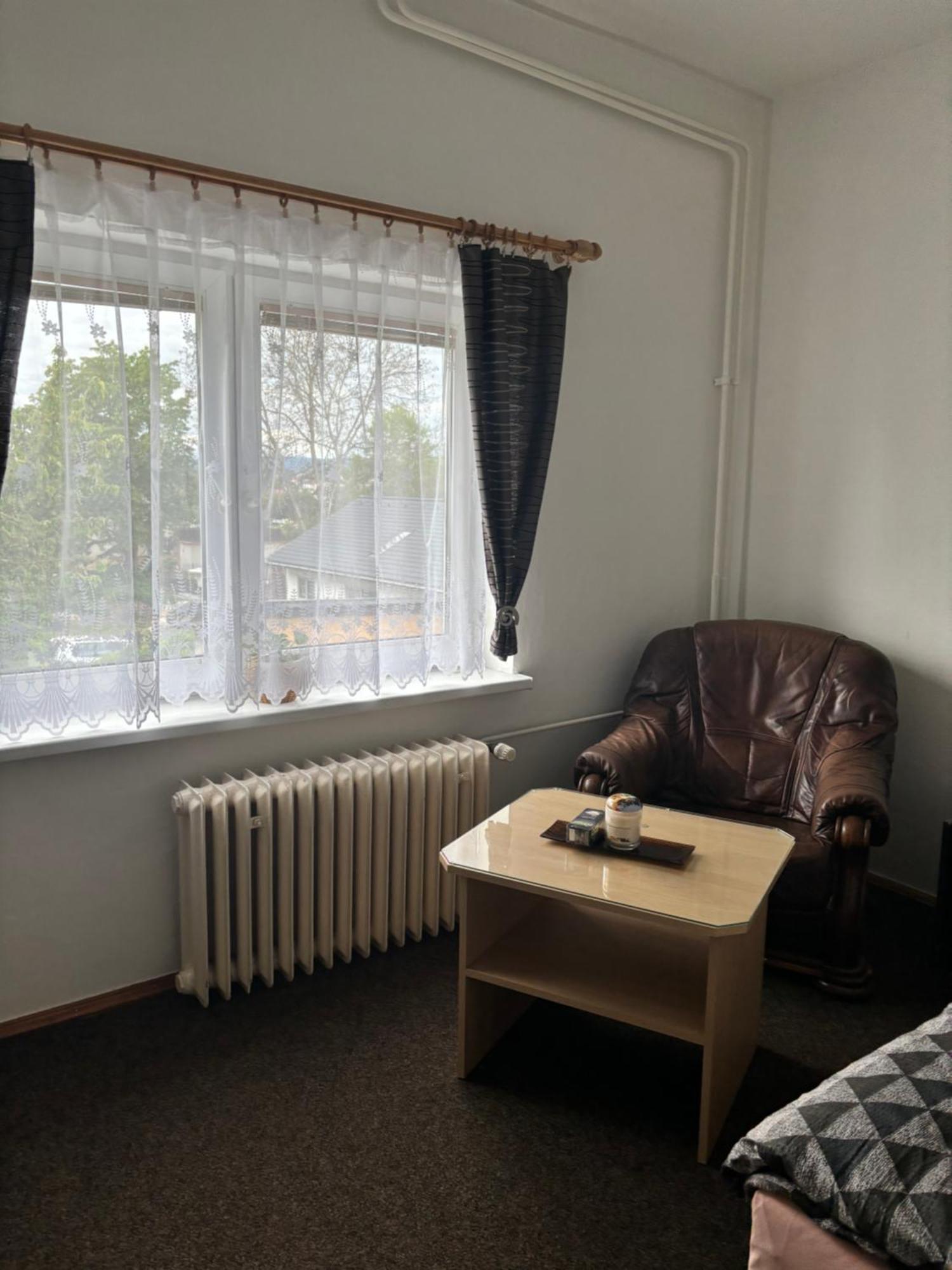 Penzion U Dusku Karlovy Vary Bagian luar foto